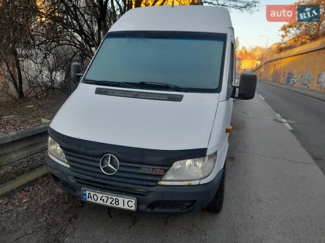 Білий Мерседес Sprinter, об'ємом двигуна 2.1 л та пробігом 199 тис. км за 9000 $, фото 1 на Automoto.ua