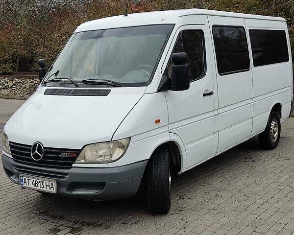 Белый Мерседес Sprinter, объемом двигателя 2.15 л и пробегом 801 тыс. км за 7200 $, фото 1 на Automoto.ua