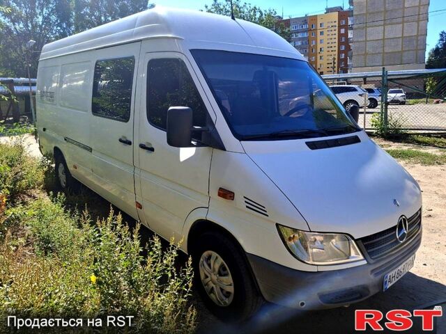 Білий Мерседес Sprinter, об'ємом двигуна 2.1 л та пробігом 355 тис. км за 7500 $, фото 1 на Automoto.ua