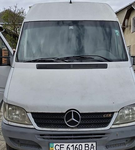 Білий Мерседес Sprinter, об'ємом двигуна 2.1 л та пробігом 345 тис. км за 7667 $, фото 1 на Automoto.ua