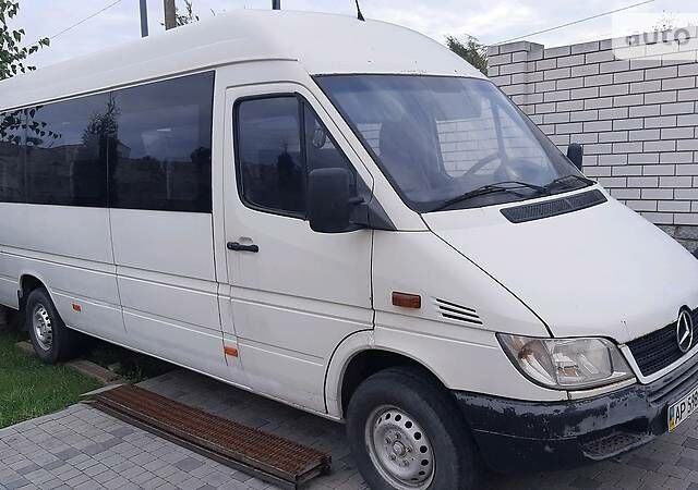 Белый Мерседес Sprinter, объемом двигателя 0 л и пробегом 400 тыс. км за 6400 $, фото 1 на Automoto.ua