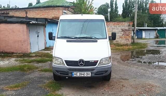 Білий Мерседес Sprinter, об'ємом двигуна 2.15 л та пробігом 630 тис. км за 6600 $, фото 1 на Automoto.ua