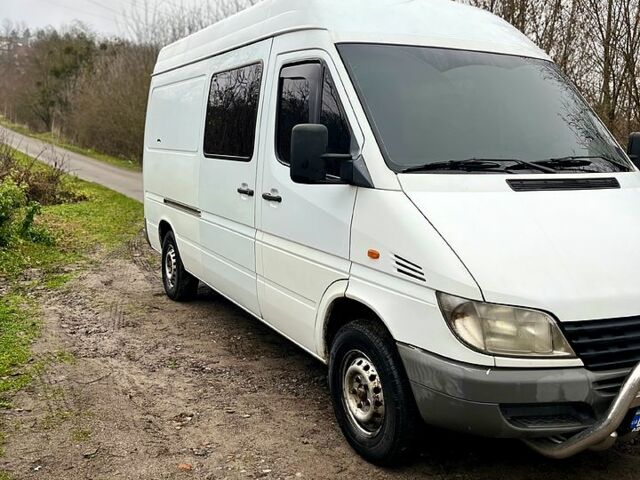 Белый Мерседес Sprinter, объемом двигателя 2.1 л и пробегом 0 тыс. км за 7800 $, фото 1 на Automoto.ua