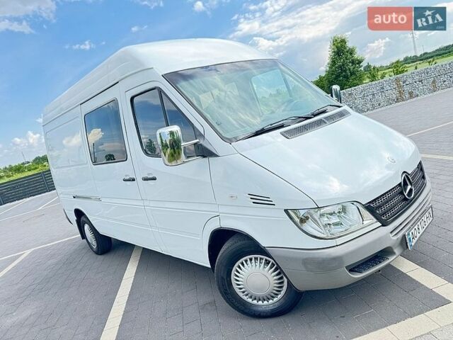 Белый Мерседес Sprinter, объемом двигателя 2.2 л и пробегом 398 тыс. км за 6900 $, фото 1 на Automoto.ua