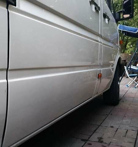 Білий Мерседес Sprinter, об'ємом двигуна 2.3 л та пробігом 550 тис. км за 10200 $, фото 1 на Automoto.ua