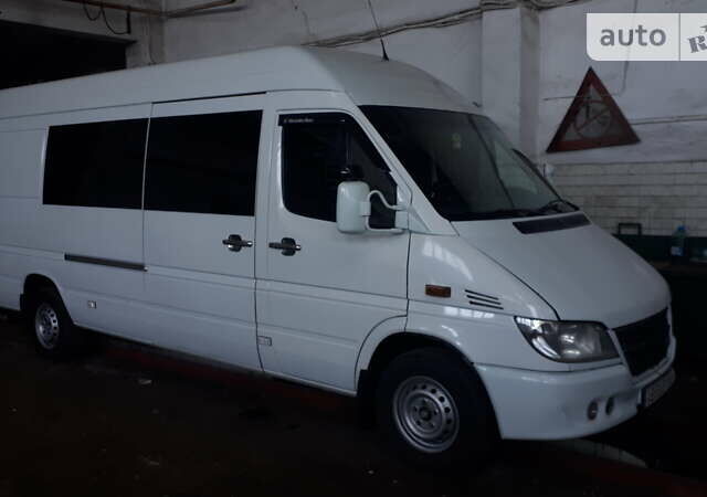 Білий Мерседес Sprinter, об'ємом двигуна 2.2 л та пробігом 730 тис. км за 9500 $, фото 1 на Automoto.ua