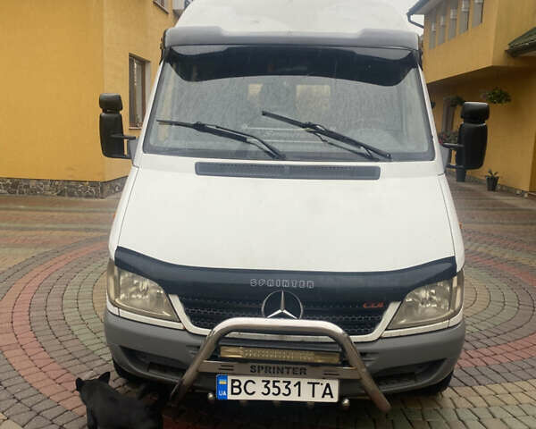 Білий Мерседес Sprinter, об'ємом двигуна 2.2 л та пробігом 750 тис. км за 7500 $, фото 1 на Automoto.ua