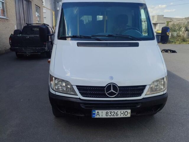 Білий Мерседес Sprinter, об'ємом двигуна 2.15 л та пробігом 493 тис. км за 10400 $, фото 1 на Automoto.ua
