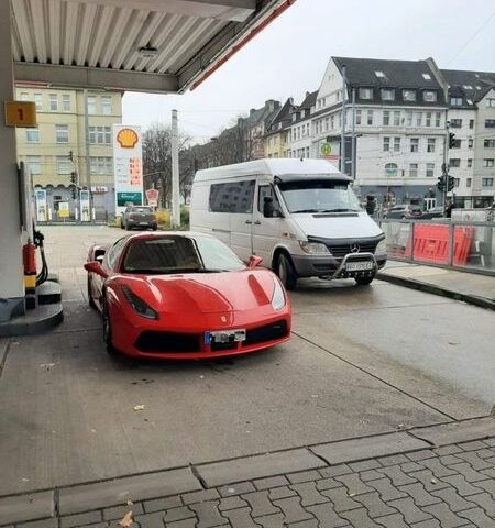 Белый Мерседес Sprinter, объемом двигателя 2.2 л и пробегом 700 тыс. км за 9800 $, фото 1 на Automoto.ua