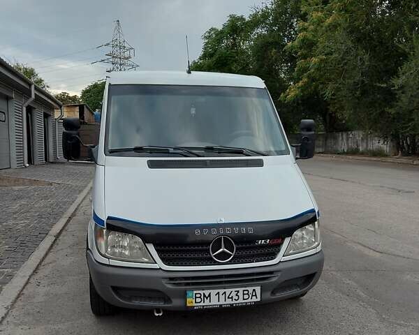 Белый Мерседес Sprinter, объемом двигателя 2.1 л и пробегом 350 тыс. км за 12900 $, фото 1 на Automoto.ua
