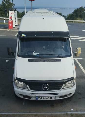 Белый Мерседес Sprinter, объемом двигателя 2.1 л и пробегом 9 тыс. км за 8000 $, фото 1 на Automoto.ua