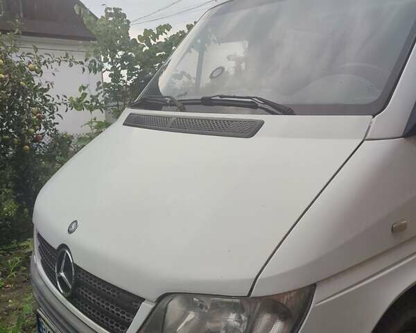 Белый Мерседес Sprinter, объемом двигателя 2.7 л и пробегом 365 тыс. км за 12500 $, фото 1 на Automoto.ua
