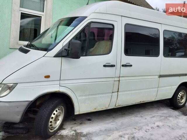 Білий Мерседес Sprinter, об'ємом двигуна 2.4 л та пробігом 630 тис. км за 7400 $, фото 1 на Automoto.ua