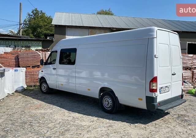 Белый Мерседес Sprinter, объемом двигателя 2.15 л и пробегом 800 тыс. км за 12500 $, фото 1 на Automoto.ua