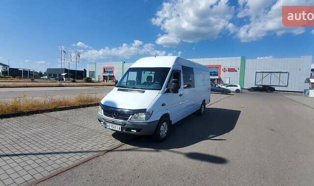 Белый Мерседес Sprinter, объемом двигателя 2.1 л и пробегом 514 тыс. км за 9200 $, фото 1 на Automoto.ua