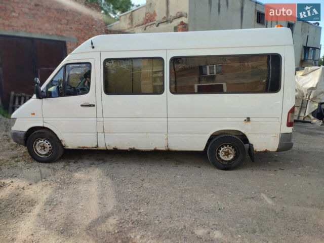 Білий Мерседес Sprinter, об'ємом двигуна 2.7 л та пробігом 491 тис. км за 7599 $, фото 1 на Automoto.ua