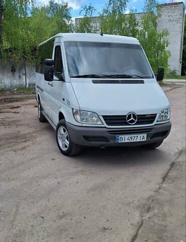 Білий Мерседес Sprinter, об'ємом двигуна 2.2 л та пробігом 650 тис. км за 8800 $, фото 1 на Automoto.ua