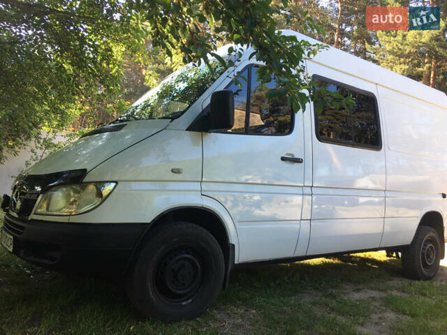 Білий Мерседес Sprinter, об'ємом двигуна 2.3 л та пробігом 540 тис. км за 8500 $, фото 1 на Automoto.ua