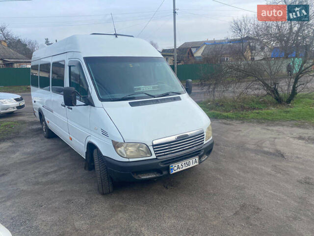 Білий Мерседес Sprinter, об'ємом двигуна 2.69 л та пробігом 510 тис. км за 12500 $, фото 1 на Automoto.ua