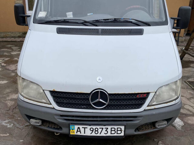 Белый Мерседес Sprinter, объемом двигателя 0 л и пробегом 373 тыс. км за 5900 $, фото 1 на Automoto.ua