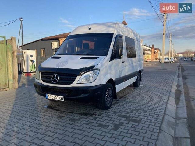 Білий Мерседес Sprinter, об'ємом двигуна 2.15 л та пробігом 350 тис. км за 10500 $, фото 1 на Automoto.ua