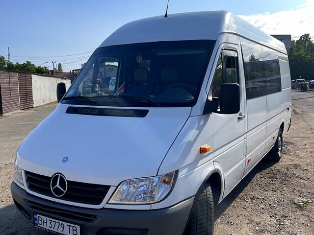 Білий Мерседес Sprinter, об'ємом двигуна 2.1 л та пробігом 610 тис. км за 10500 $, фото 1 на Automoto.ua