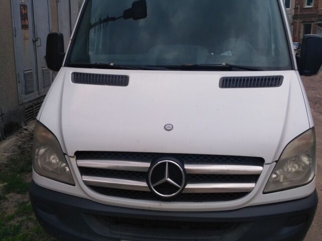 Білий Мерседес Sprinter, об'ємом двигуна 2.2 л та пробігом 600 тис. км за 11900 $, фото 1 на Automoto.ua