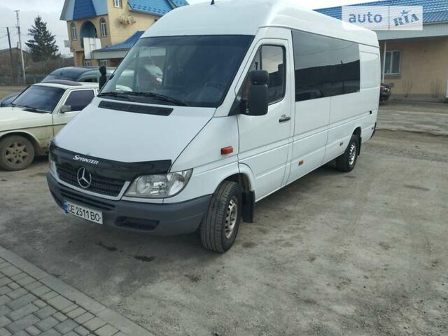 Білий Мерседес Sprinter, об'ємом двигуна 2.15 л та пробігом 160 тис. км за 9600 $, фото 1 на Automoto.ua