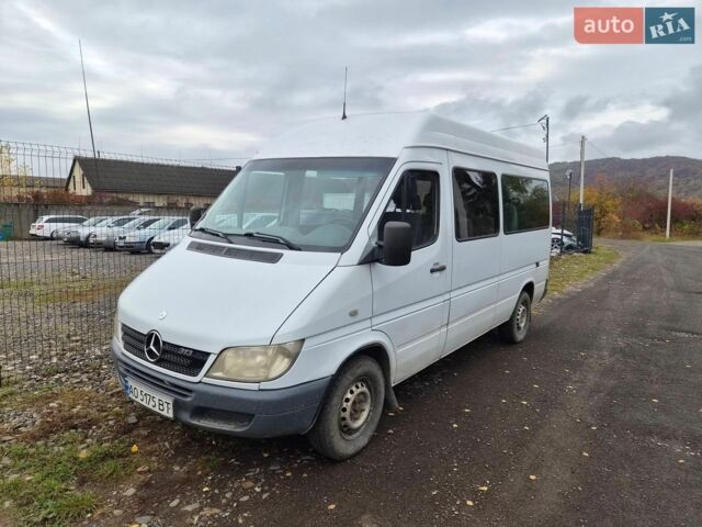 Белый Мерседес Sprinter, объемом двигателя 2.15 л и пробегом 379 тыс. км за 5700 $, фото 1 на Automoto.ua