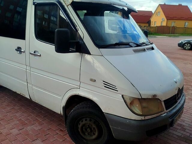 Білий Мерседес Sprinter, об'ємом двигуна 2.2 л та пробігом 80 тис. км за 5800 $, фото 1 на Automoto.ua