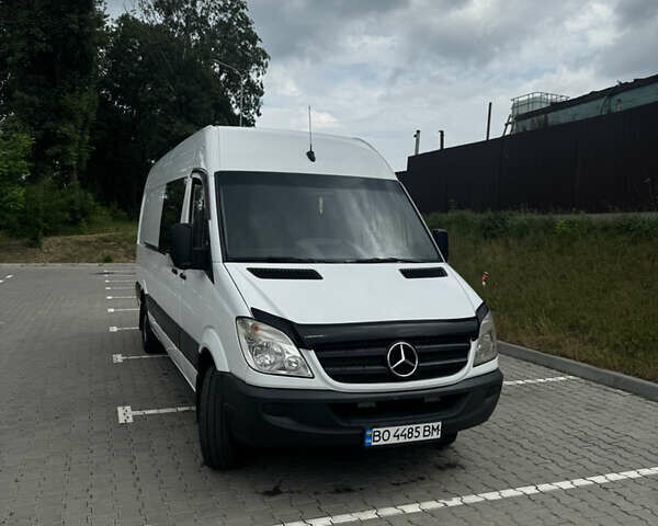 Білий Мерседес Sprinter, об'ємом двигуна 2.2 л та пробігом 742 тис. км за 11000 $, фото 1 на Automoto.ua