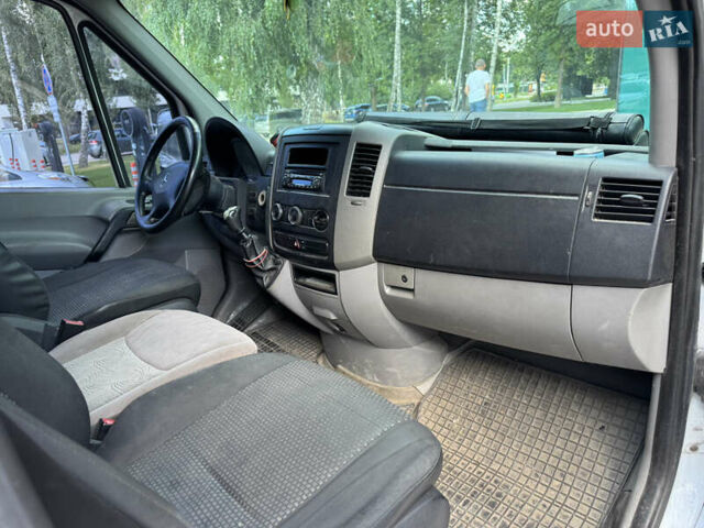 Білий Мерседес Sprinter, об'ємом двигуна 2.15 л та пробігом 370 тис. км за 6999 $, фото 1 на Automoto.ua