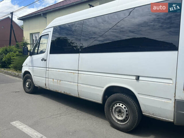 Белый Мерседес Sprinter, объемом двигателя 0 л и пробегом 360 тыс. км за 6500 $, фото 1 на Automoto.ua