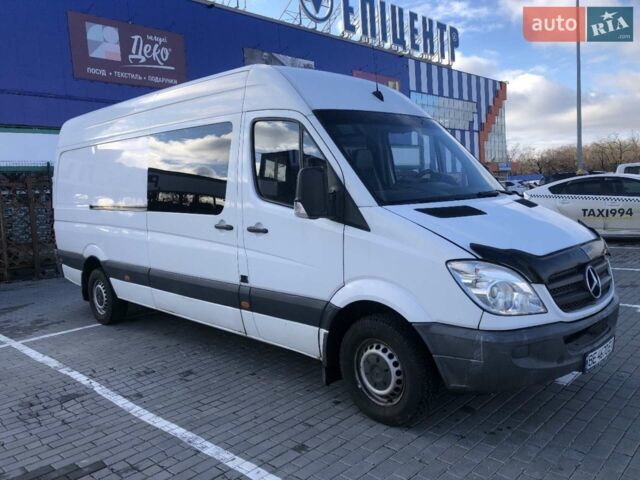 Белый Мерседес Sprinter, объемом двигателя 2.2 л и пробегом 436 тыс. км за 16900 $, фото 1 на Automoto.ua