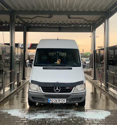 Білий Мерседес Sprinter, об'ємом двигуна 2.3 л та пробігом 687 тис. км за 11500 $, фото 1 на Automoto.ua