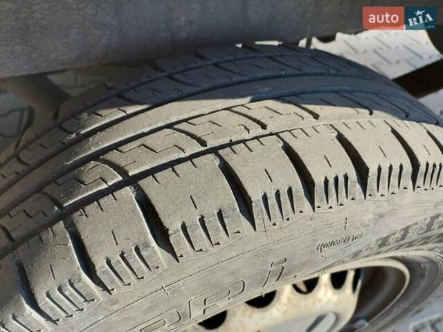 Білий Мерседес Sprinter, об'ємом двигуна 0 л та пробігом 550 тис. км за 10000 $, фото 1 на Automoto.ua