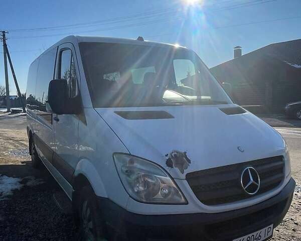Білий Мерседес Sprinter, об'ємом двигуна 2.15 л та пробігом 771 тис. км за 11600 $, фото 1 на Automoto.ua
