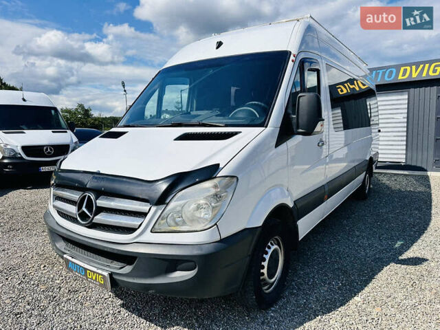 Белый Мерседес Sprinter, объемом двигателя 2.15 л и пробегом 550 тыс. км за 12800 $, фото 1 на Automoto.ua