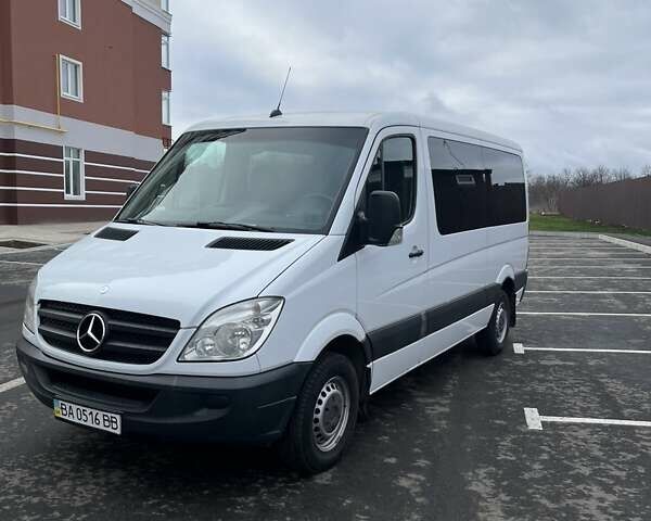Белый Мерседес Sprinter, объемом двигателя 2.15 л и пробегом 457 тыс. км за 12500 $, фото 1 на Automoto.ua