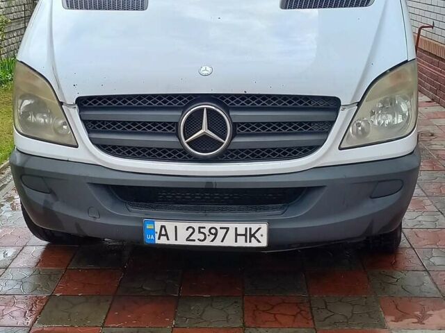 Білий Мерседес Sprinter, об'ємом двигуна 2.1 л та пробігом 417 тис. км за 9300 $, фото 1 на Automoto.ua