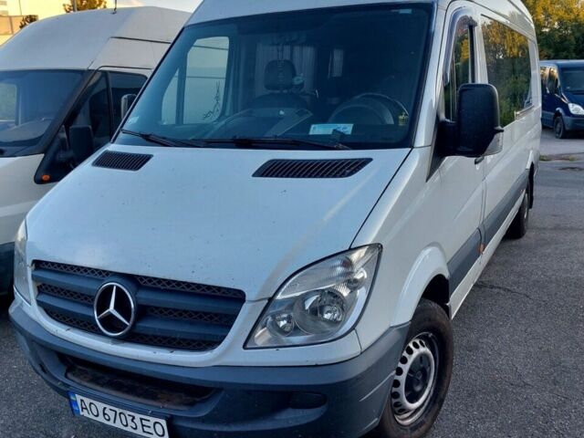 Белый Мерседес Sprinter, объемом двигателя 2.2 л и пробегом 998 тыс. км за 10000 $, фото 1 на Automoto.ua