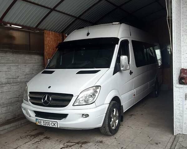 Білий Мерседес Sprinter, об'ємом двигуна 2.1 л та пробігом 280 тис. км за 19000 $, фото 1 на Automoto.ua
