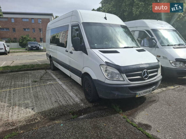 Білий Мерседес Sprinter, об'ємом двигуна 3 л та пробігом 500 тис. км за 10600 $, фото 1 на Automoto.ua