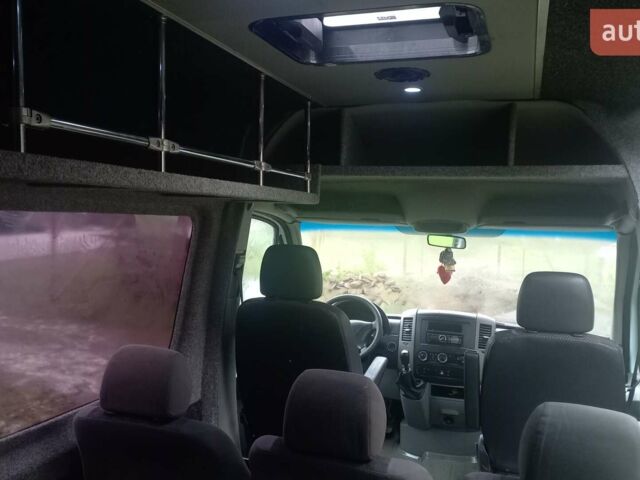 Білий Мерседес Sprinter, об'ємом двигуна 2.15 л та пробігом 360 тис. км за 10000 $, фото 1 на Automoto.ua