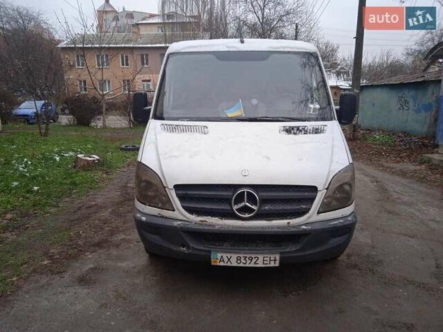 Білий Мерседес Sprinter, об'ємом двигуна 2.1 л та пробігом 434 тис. км за 7000 $, фото 1 на Automoto.ua