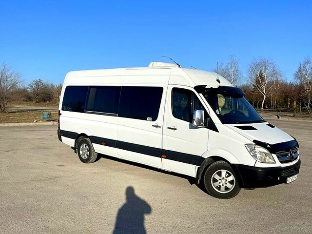 Білий Мерседес Sprinter, об'ємом двигуна 2.1 л та пробігом 0 тис. км за 12800 $, фото 1 на Automoto.ua