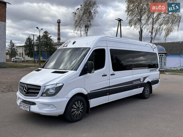 Белый Мерседес Sprinter, объемом двигателя 3.22 л и пробегом 600 тыс. км за 15500 $, фото 1 на Automoto.ua