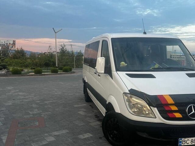Білий Мерседес Sprinter, об'ємом двигуна 2.2 л та пробігом 602 тис. км за 15700 $, фото 1 на Automoto.ua