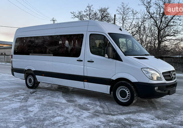 Білий Мерседес Sprinter, об'ємом двигуна 2.14 л та пробігом 220 тис. км за 24900 $, фото 1 на Automoto.ua