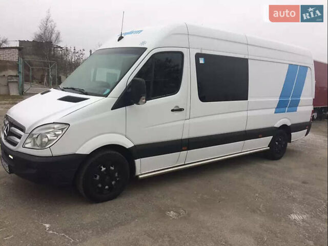 Белый Мерседес Sprinter, объемом двигателя 3 л и пробегом 480 тыс. км за 19100 $, фото 1 на Automoto.ua